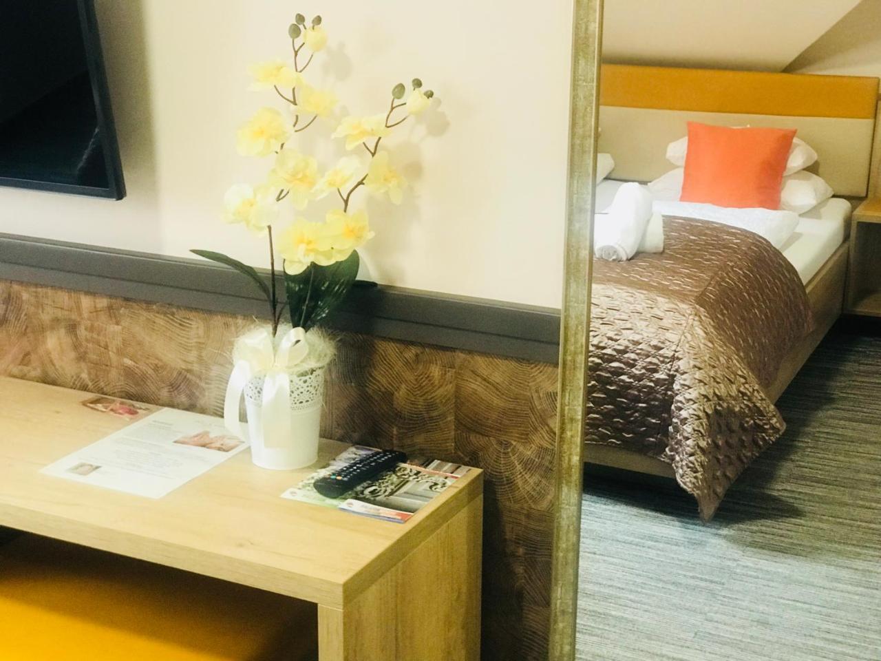 Hotel Dolce Vita バラトンケネシェ エクステリア 写真